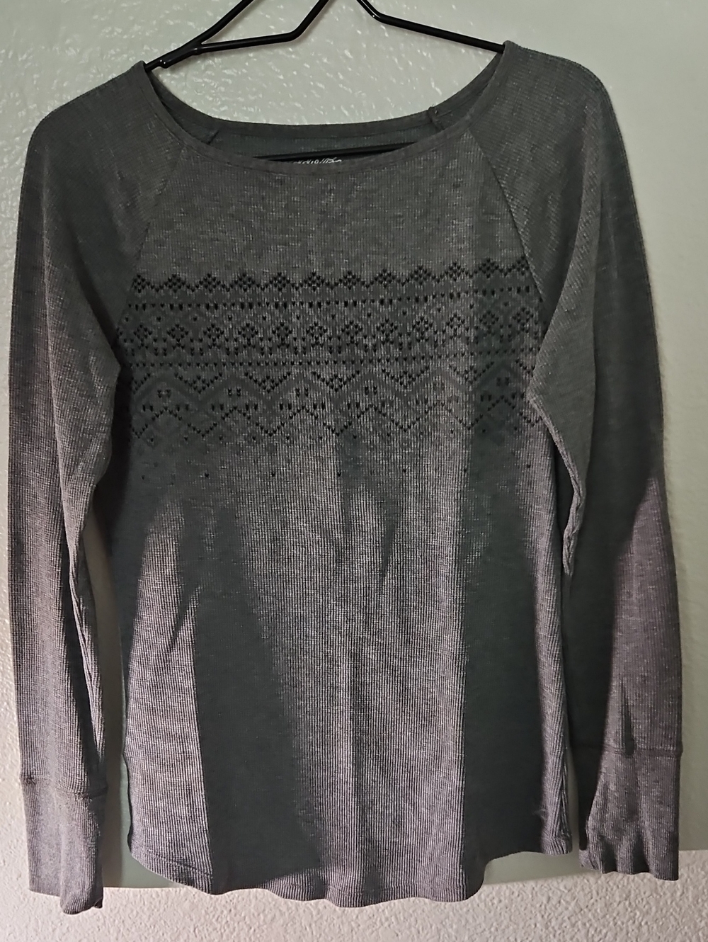 Eddie Bauer Outdoor Grey Waffle Knit Geometric Pattern Top Size M
